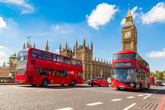 Last minute car hire for driving test in London 